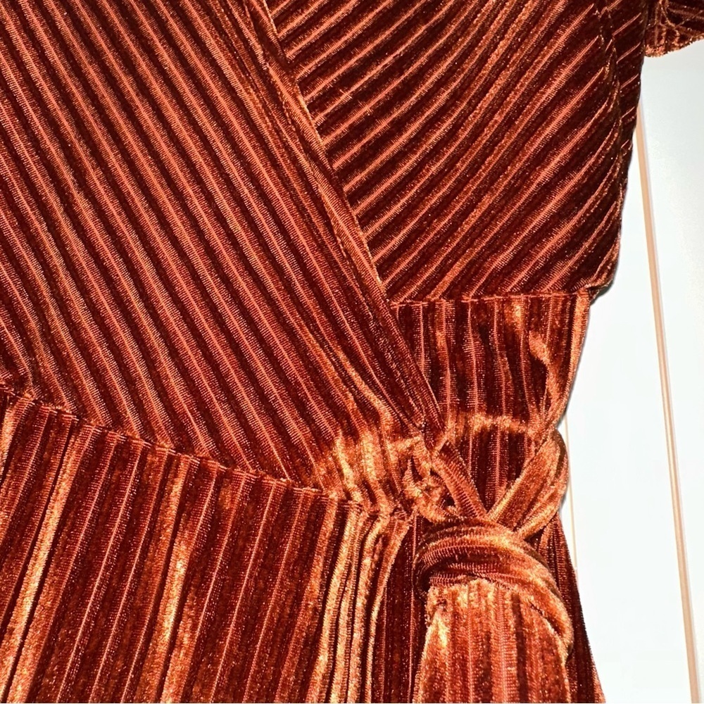 Baltic Born Andi Ribbed Velvet Wrap Dress in Copper Bump Friendly (D4) - Picture 4 of 8